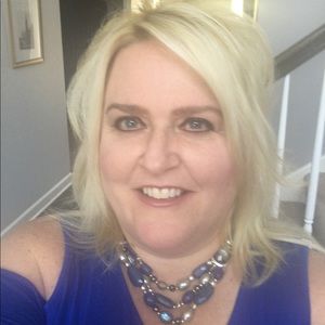 Meet your Posher, Karin